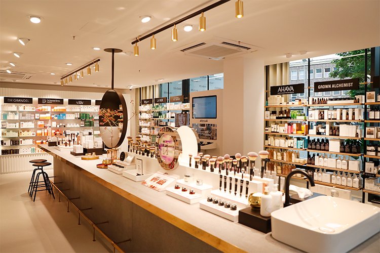 How to Shop Smart at Beauty Sales: Tips for Getting the Best Discounts