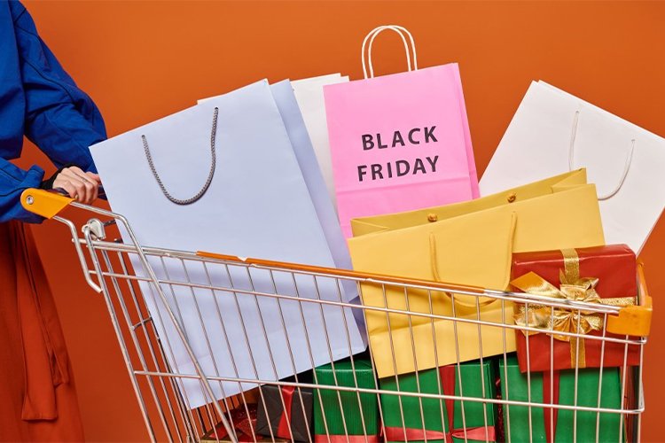 Black Friday vs. Cyber Monday: Which is Better for Shoppers?